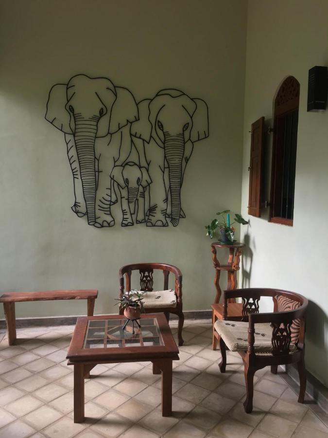 Owls Nest Hotel Udawalawe Exterior photo
